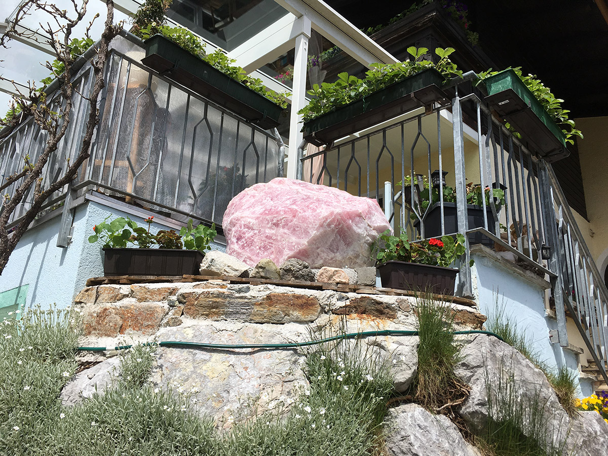 Rosenquarz-345kg-aus-Brasilien.jpg
