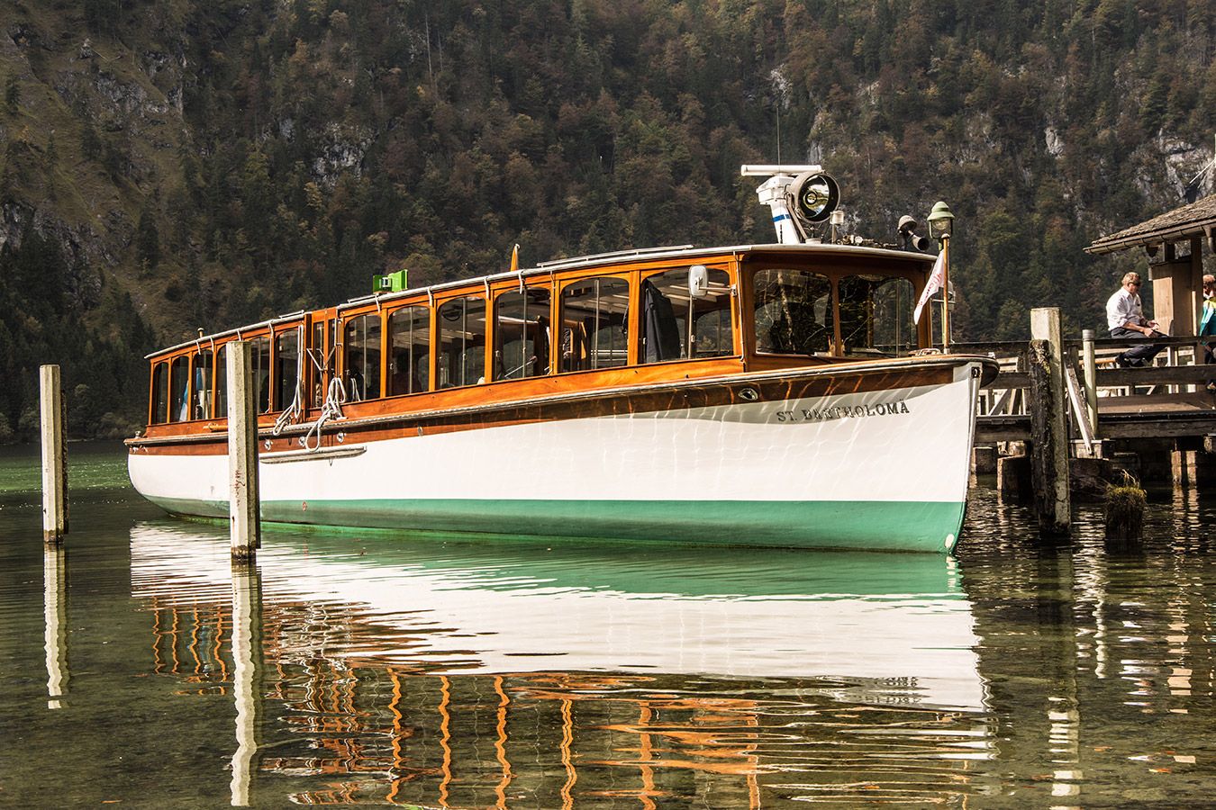 Elektroboot-der-Koenigsseeschifffahrt.jpg