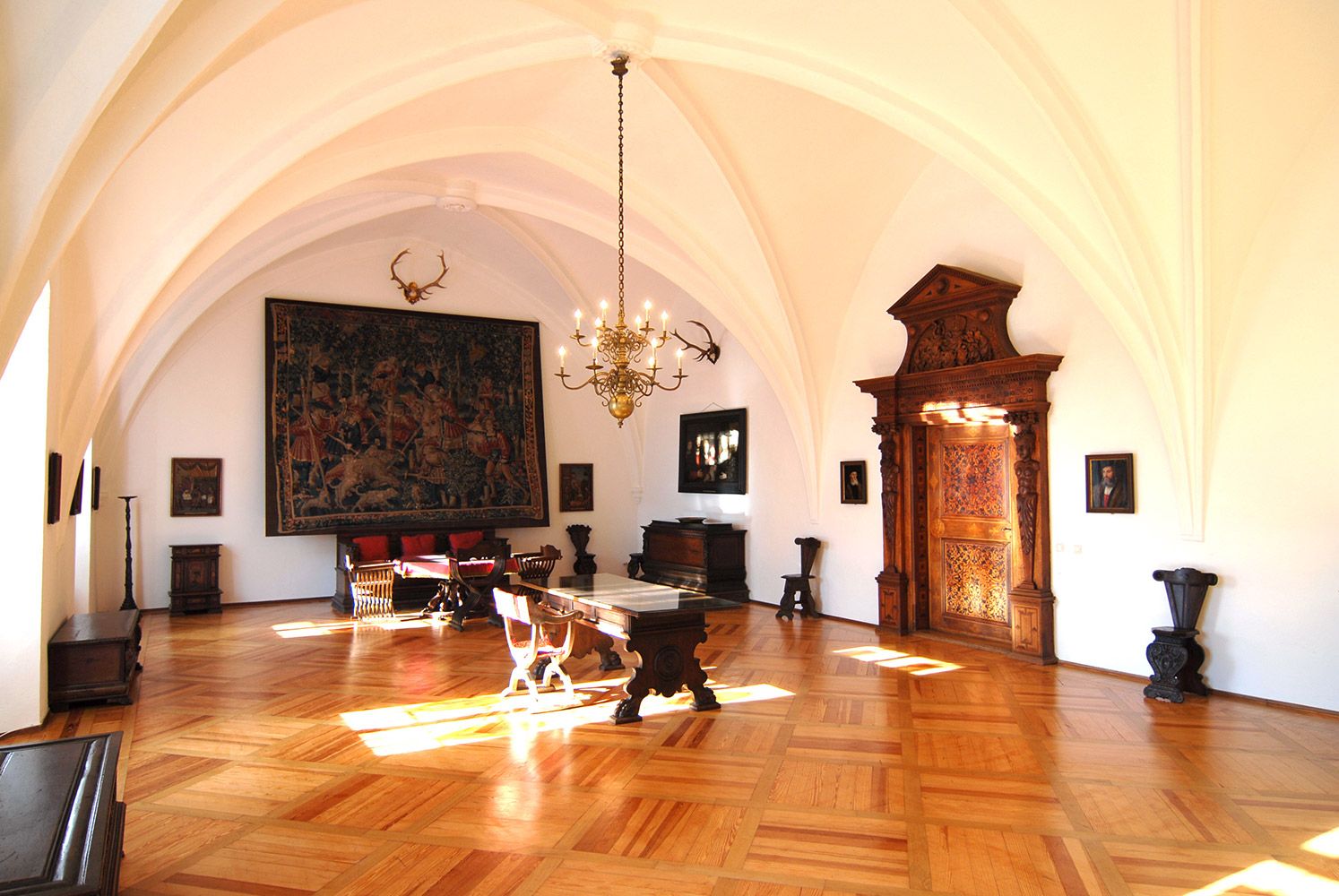 zweiter-renaissancesaal.jpg